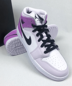 Jordan 1 Mid ‘Barely Grape’