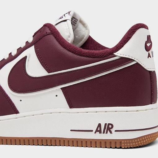 Air Force 1 ’07 LV8 SE Low Night Maroon