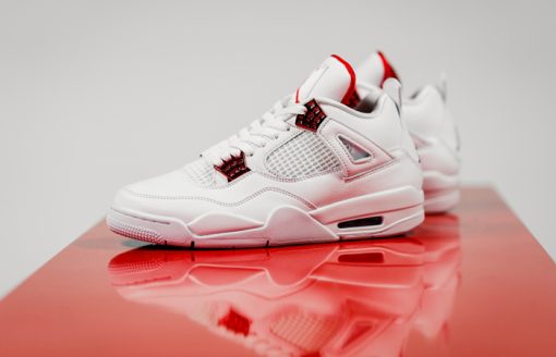 Air Jordan 4 Retro ‘Red Metallic’