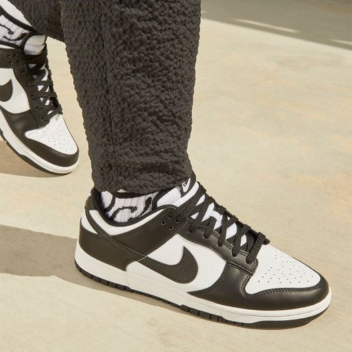 Nike Dunk Low Retro ‘Panda’