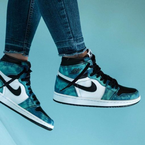 Air Jordan 1 Wmns Retro High OG ‘Tie-Dye’