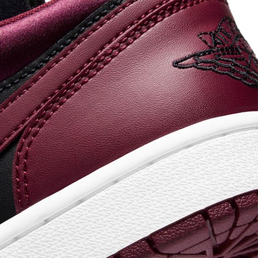 Air Jordan 1 Wmns Low SE ‘Dark Beetroot’