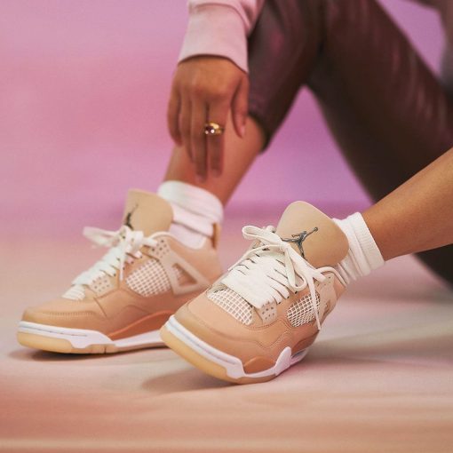 Air Jordan 4 Retro Wmns ‘Shimmer’