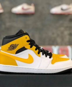 Jordan 1 Mid University Gold