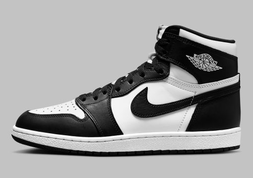 Air Jordan 1 Retro High Black White