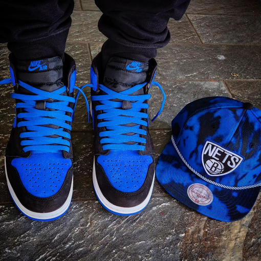 Air Jordan 1 Mid – Hyper Royal