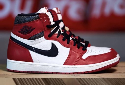 AIR JORDAN 1 RETRO HIGH OG GS “Chicago Lost & Found”