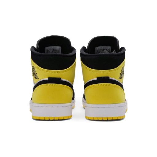 Air Jordan 1 Mid SE ‘Yellow Toe’