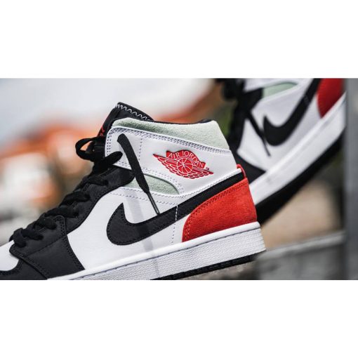 Jordan 1 Mid SE Union Black Toe