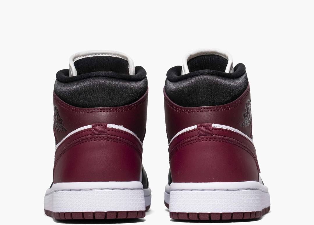Air Jordan 1 Mid SE Black Dark Beetroot Air Jordan 1 Mid SE Black Dark Beetroot