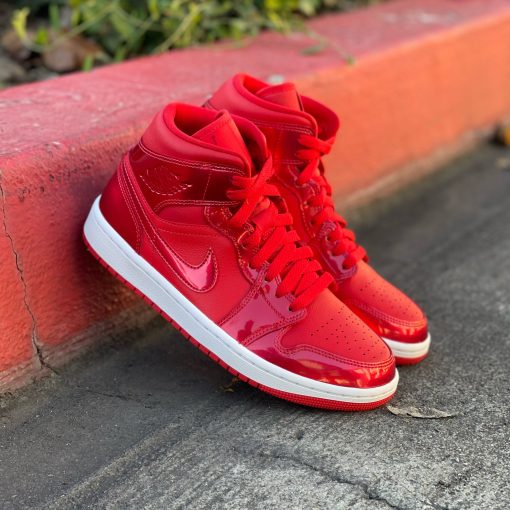 Air Jordan 1 Mid SE ‘University” Red Pomegranate