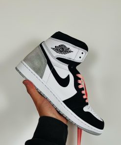 Air Jordan 1 Retro High OG Bleached Coral