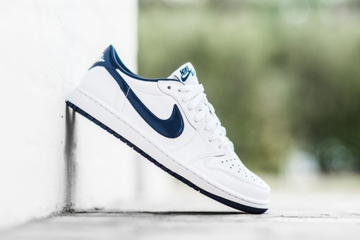 Air Jordan 1 Low OG “White/Midnight Navy”