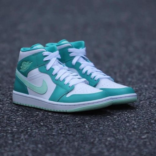 Air Jordan 1 Mid “Washed Teal”