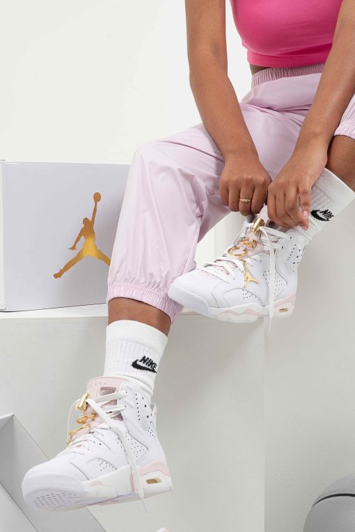 Air Jordan 6 Retro ‘Gold Hoops”