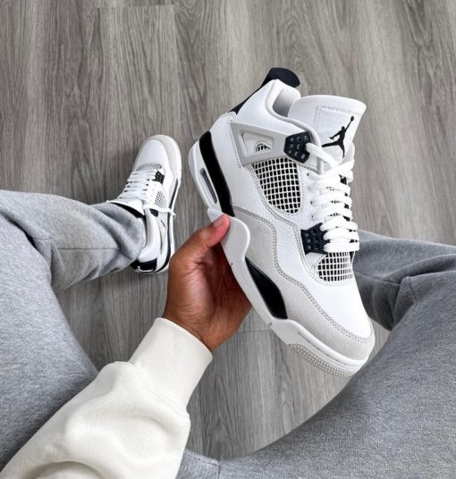 Air Jordan 4 Retro GS ‘Military Black’