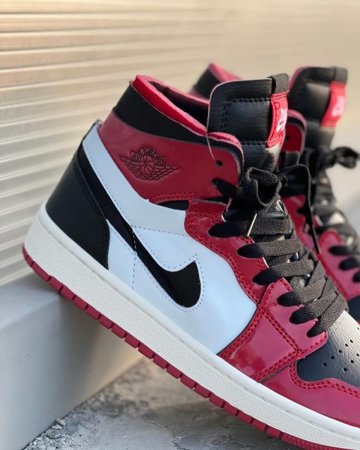 Air Jordan 1 Zoom CMFT “Patent Red”