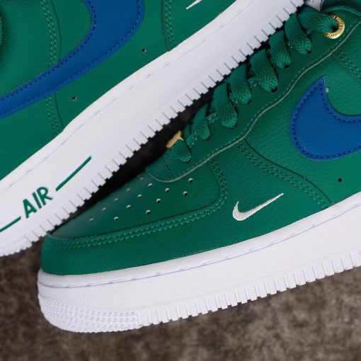 Air Force 1 Low “Malachite – Green”