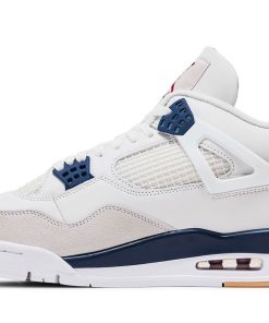 Nike SB x Air Jordan 4 “Navy”