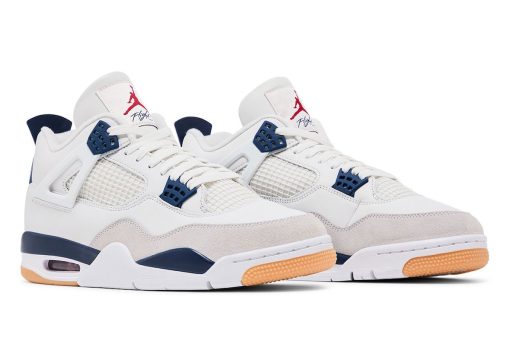 Nike SB x Air Jordan 4 “Navy”