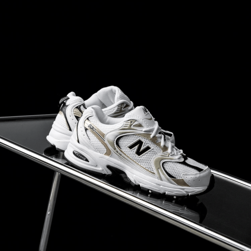New Balance 530 ‘White Light Gold Metallic’