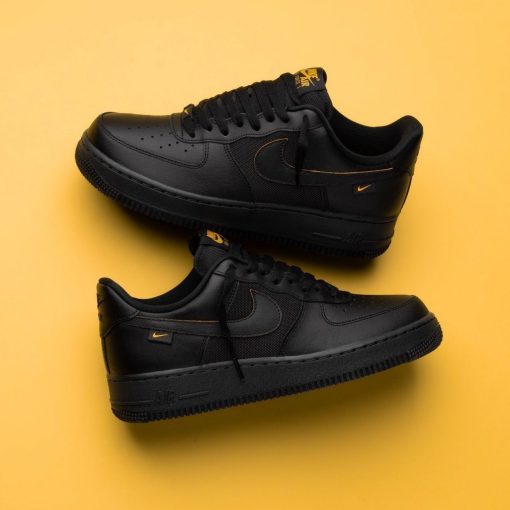 Nike Air Force 1 ’07 ‘Black University Gold’
